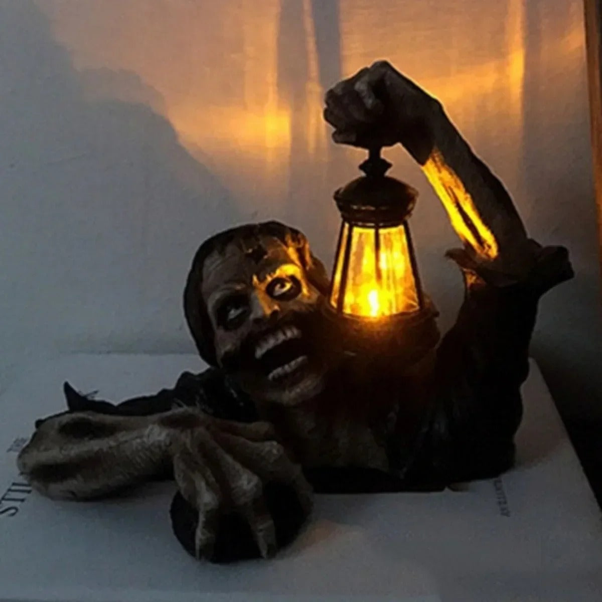 LED Zombie Lantern Halloween Crawling Horror Decor Scary Holding Lantern